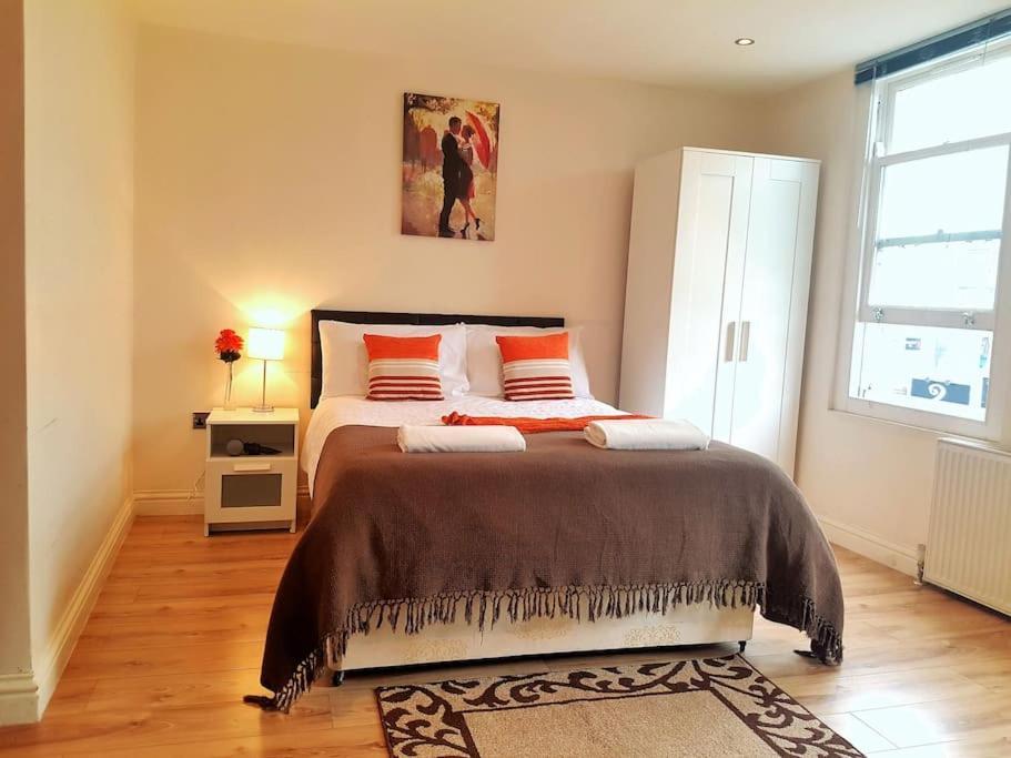 Comfortable Studio Flat Near Central Лондон Екстериор снимка