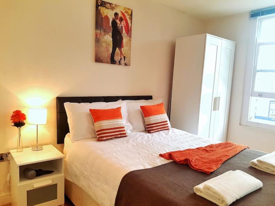 Comfortable Studio Flat Near Central Лондон Екстериор снимка